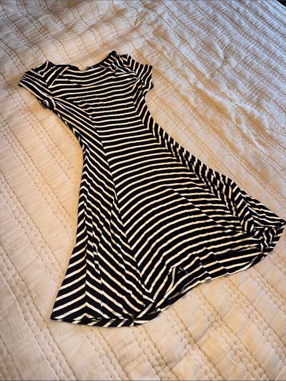 Comfortable classic black and white striped sundress